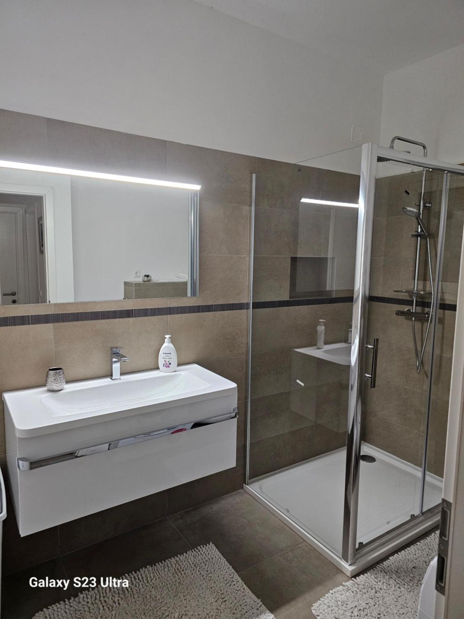 Apartmani Dianna Kaštela Buitenkant foto