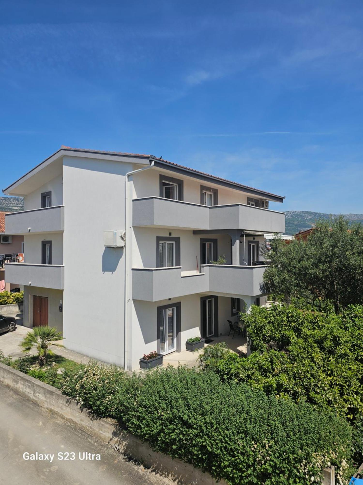 Apartmani Dianna Kaštela Buitenkant foto
