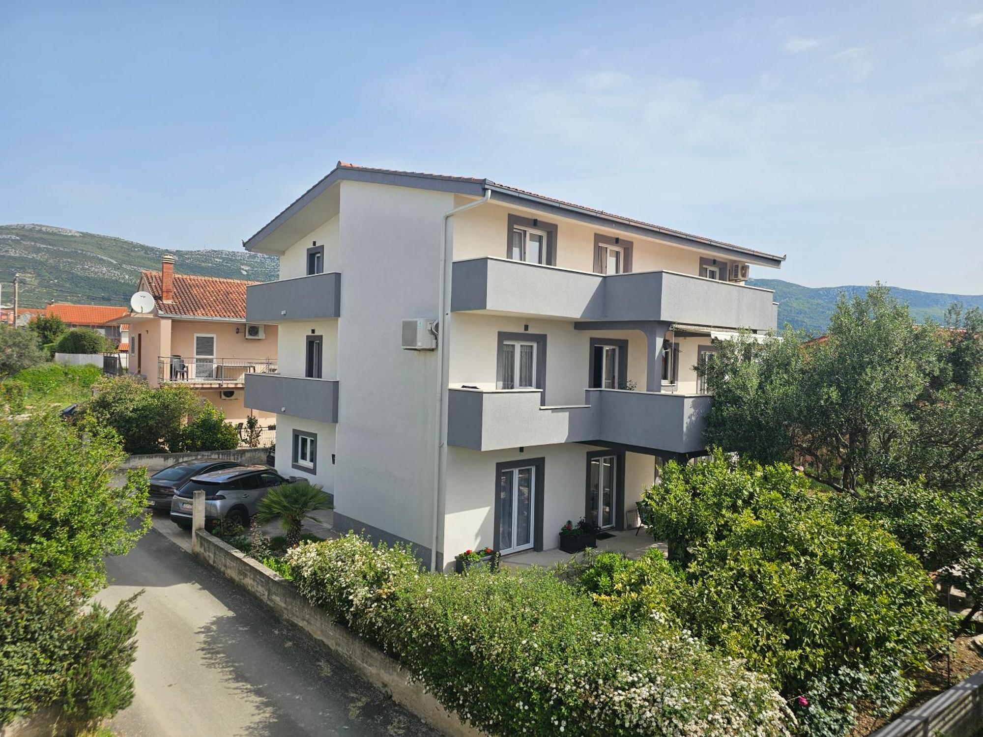 Apartmani Dianna Kaštela Buitenkant foto